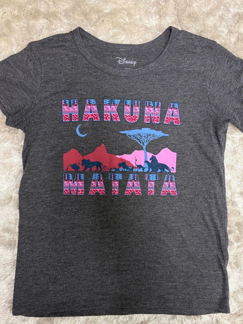 Disney Women’s / Juniors 'Hakuna Matata' Shirt: Gray: Great condition